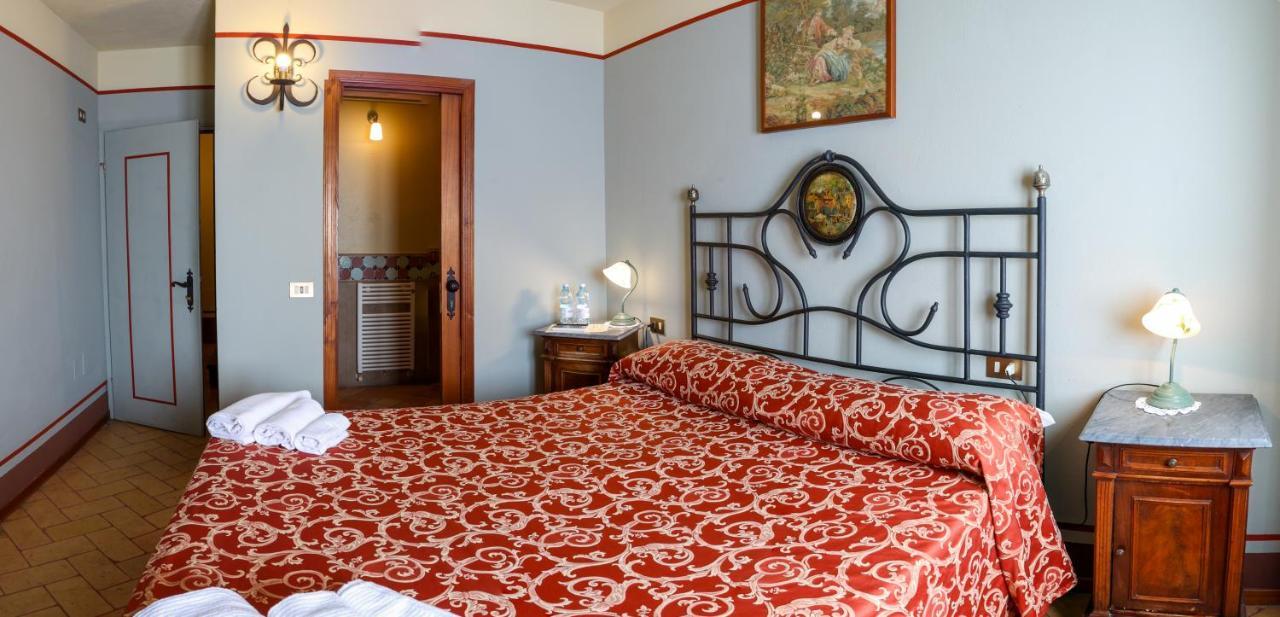 Albergo Diffuso Borgo Montemaggiore Montemaggiore al Metauro エクステリア 写真