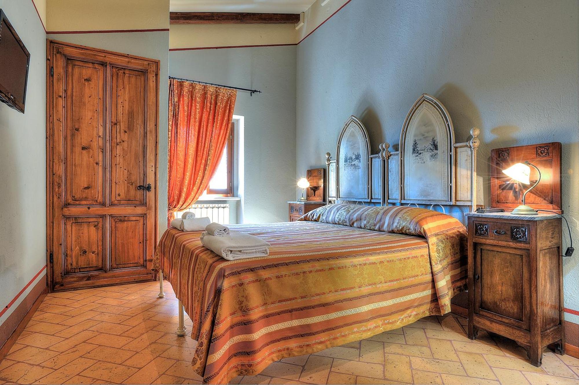 Albergo Diffuso Borgo Montemaggiore Montemaggiore al Metauro エクステリア 写真