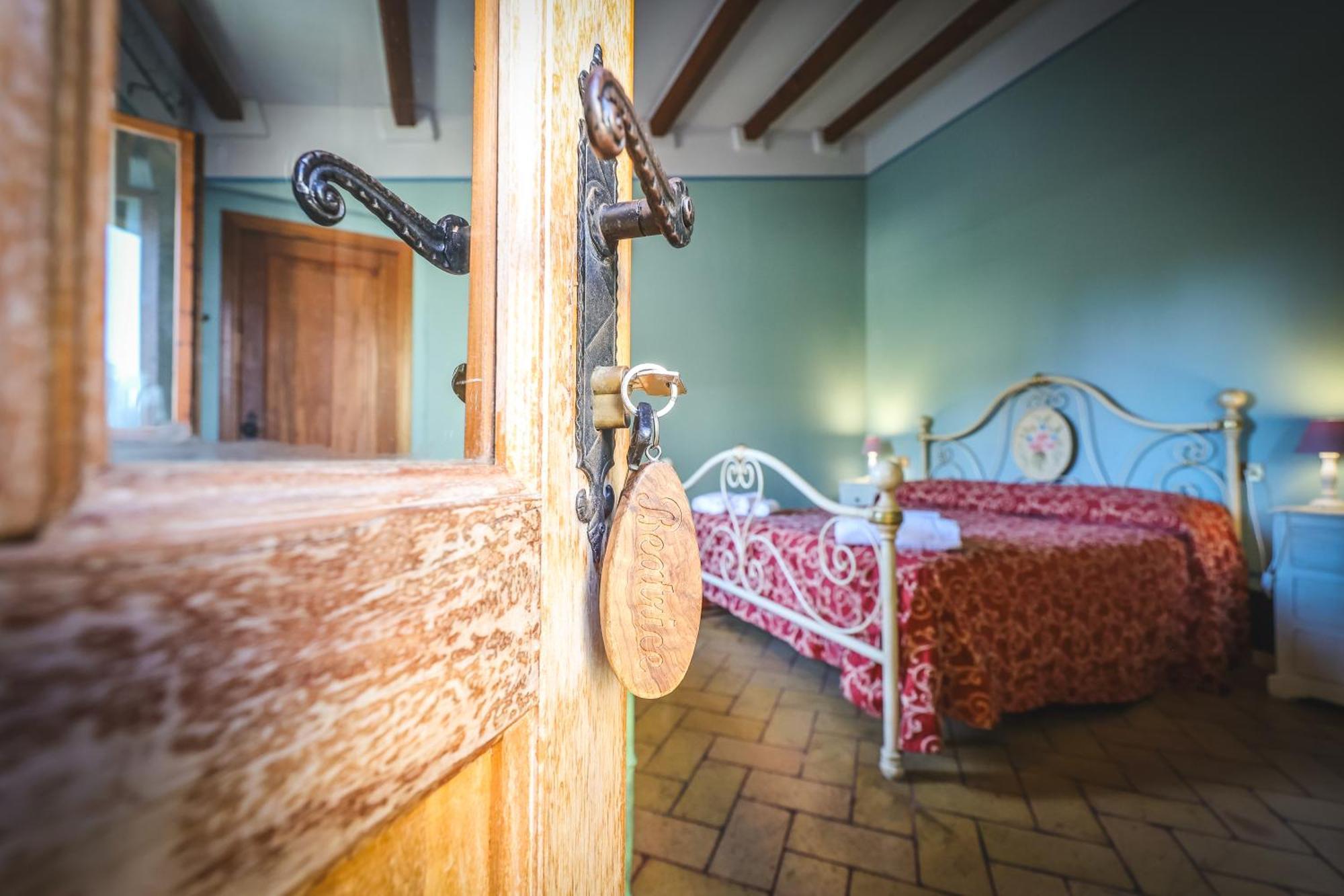 Albergo Diffuso Borgo Montemaggiore Montemaggiore al Metauro エクステリア 写真